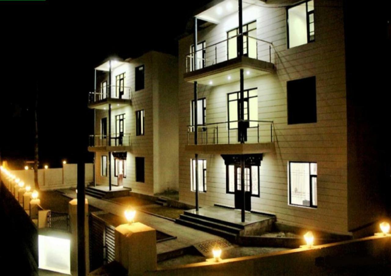 Hotel Kargil Heights المظهر الخارجي الصورة